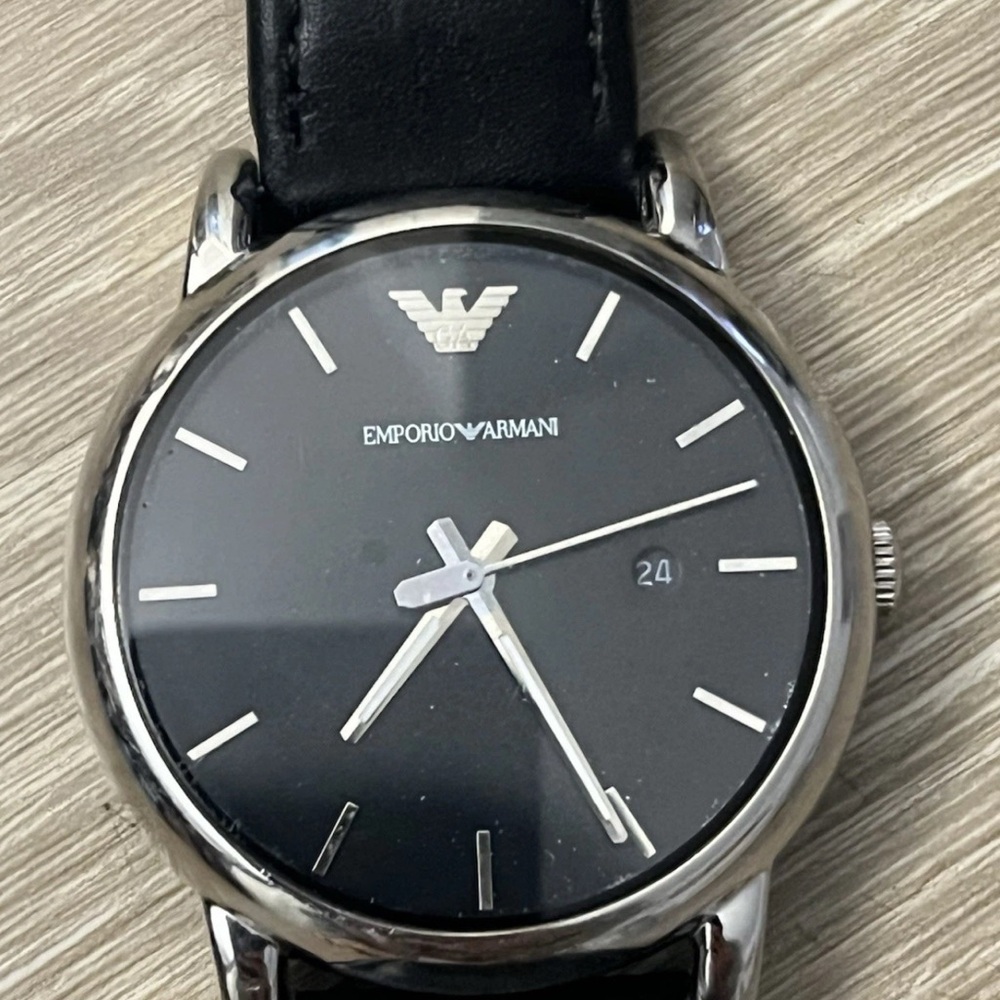 Emporio Armani Classic Black Dial Black Leather Men's Watch Item No. AR1692